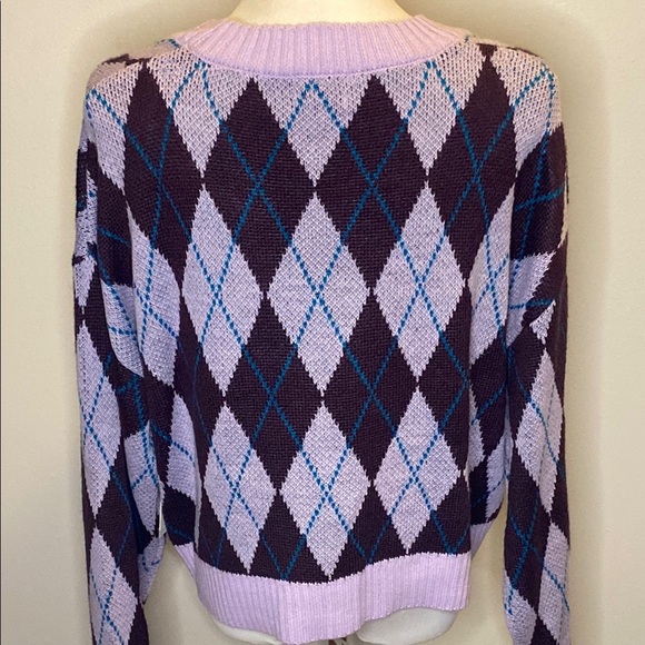 Elegant Purple and Blue Argyle Cardigan - Picture 7 of 7